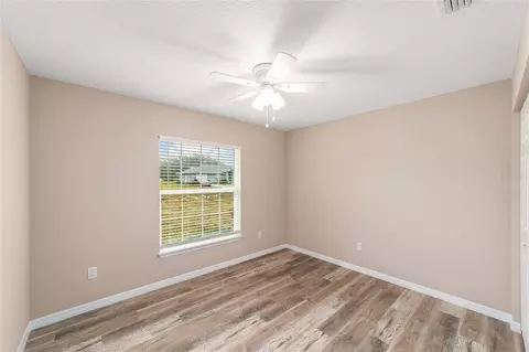Bedroom - 231 Oak Cir, Ocala, FL 34472 photo 4 of 5