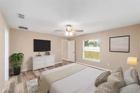Bedroom - 231 Oak Cir, Ocala, FL 34472 photo 1 of 5