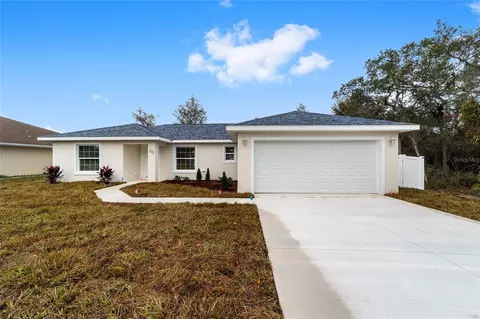 Exterior - 231 Oak Cir, Ocala, FL 34472 photo 2 of 7