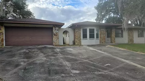 12082 SE 61st Ct, Belleview, FL 34420