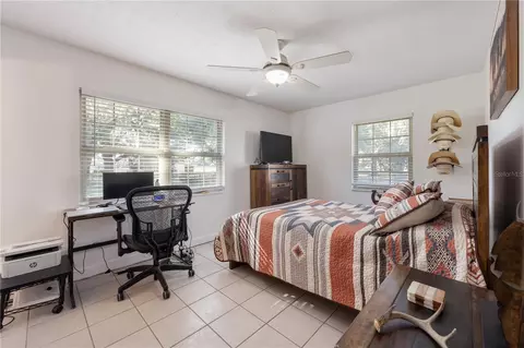 Bedroom - 17885 NE 2nd Pl, Williston, FL 32696 photo 1 of 8