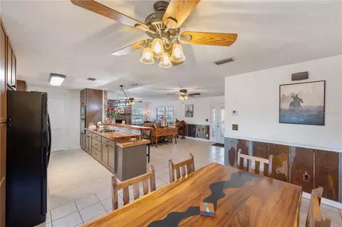 Dining - 17885 NE 2nd Pl, Williston, FL 32696 photo 1 of 1