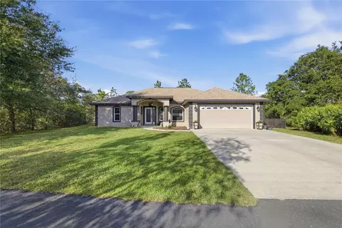 5693 W Woodlawn St, Dunnellon, FL 34433