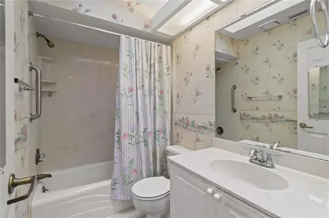 Bath - 7734 SW 114th Loop, Ocala, FL 34476 photo 2 of 7