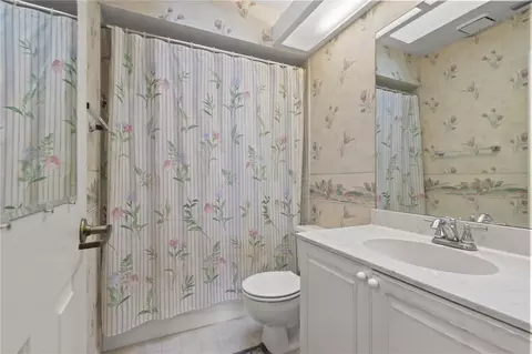 Bath - 7734 SW 114th Loop, Ocala, FL 34476 photo 1 of 7
