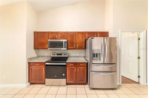Kitchen - 9611 SW 45th Ave, Ocala, FL 34476 photo 4 of 4