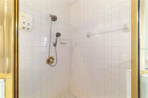 Bath - 9611 SW 45th Ave, Ocala, FL 34476 photo 3 of 5