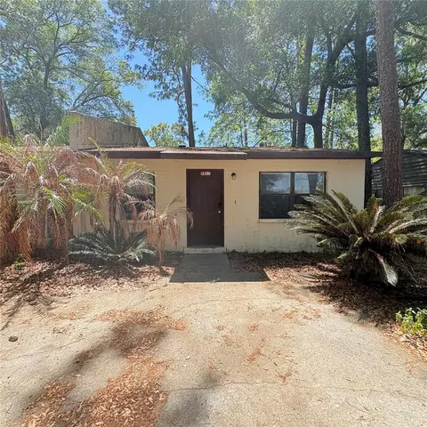 7011 SW 17th Pl, Gainesville, FL 32607