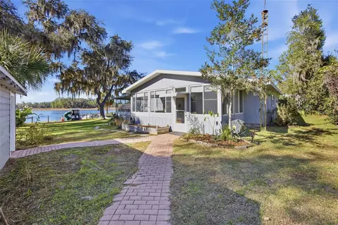 10550 NE 222nd Place Rd, Fort Mc Coy, FL 32134