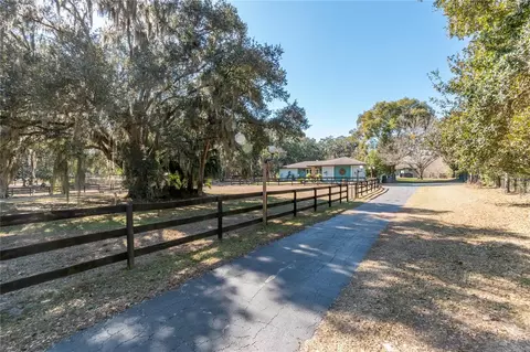 26 Wood Ridge Dr, Ocala, FL 34482