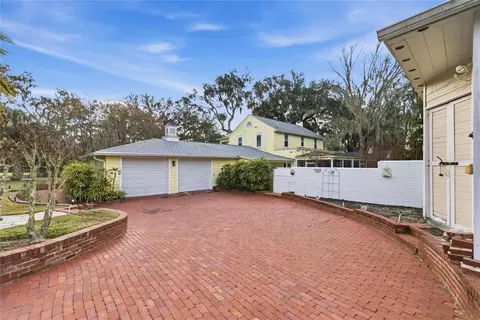 Exterior - 1226 SE 9th Ave, Ocala, FL 34471 photo 4 of 13