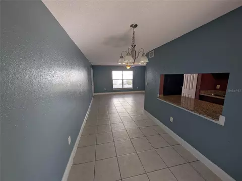 Living - 2564 SE 15th Ave #E, Ocala, FL 34471 photo 3 of 3