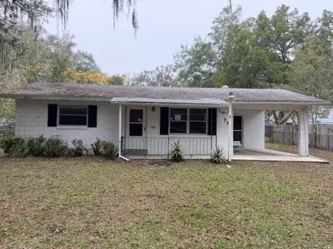 5737 SE Babb Rd, Belleview, FL 34420