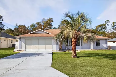 902 NE 130th Ter, Silver Springs, FL 34488