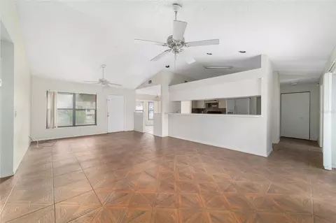 Living - 12 Cedar Ter, Ocala, FL 34472 photo 4 of 9
