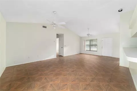 Living - 12 Cedar Ter, Ocala, FL 34472 photo 5 of 9