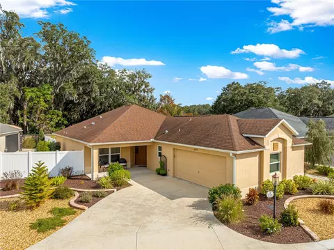 16777 SE 74 Soulliere Ave, The Villages, FL 32162
