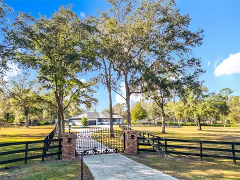 8490 NW 118th Ter, Ocala, FL 34482