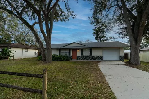 5266 SE 103rd St, Belleview, FL 34420
