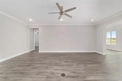 Living - 10886 SW 101st Loop, Ocala, FL 34481 photo 4 of 12