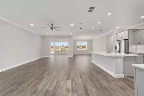 Living - 10886 SW 101st Loop, Ocala, FL 34481 photo 2 of 12