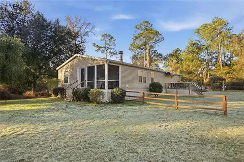 201 Plumosa Dr, Georgetown, FL 32139