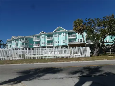 502 Main St #106, Horseshoe Beach, FL 32648