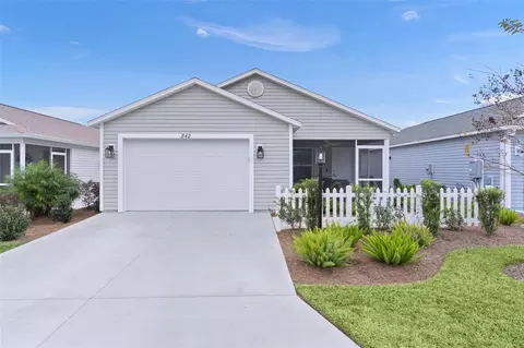 842 Spring Ave, The Villages, FL 34762