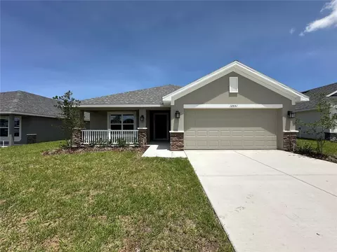 12551 NE 48th Ter, Oxford, FL 34484