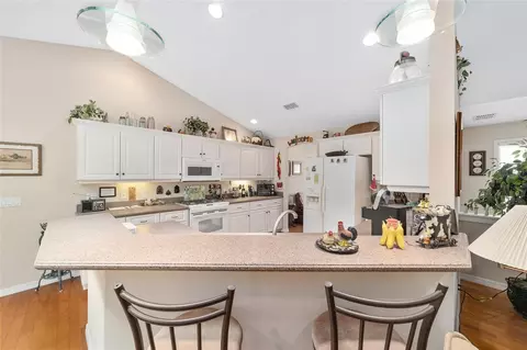 Kitchen - 2320 SE 33rd Pl, Ocala, FL 34471 photo 1 of 5