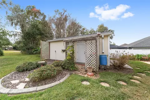 Exterior - 2320 SE 33rd Pl, Ocala, FL 34471 photo 17 of 18
