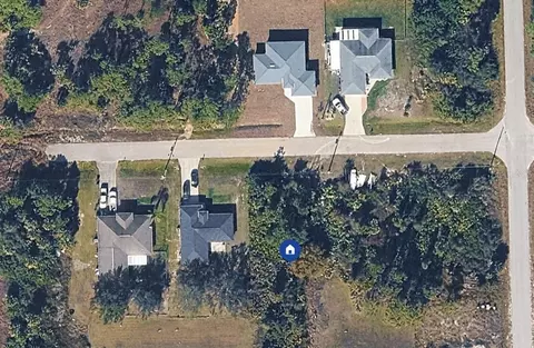 3205 W 54th St, Lehigh Acres, FL 33971