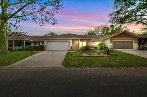 8702 SW 94th St #E, Ocala, FL 34481