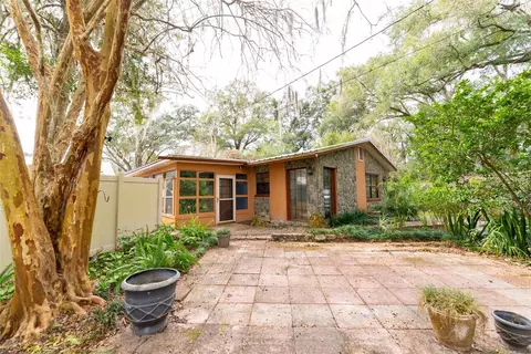 1860 NE 62nd St, Ocala, FL 34479