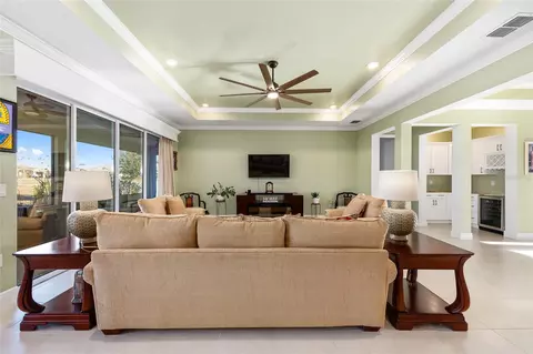 Living - 8111 SW 95th Ct, Ocala, FL 34481 photo 3 of 4