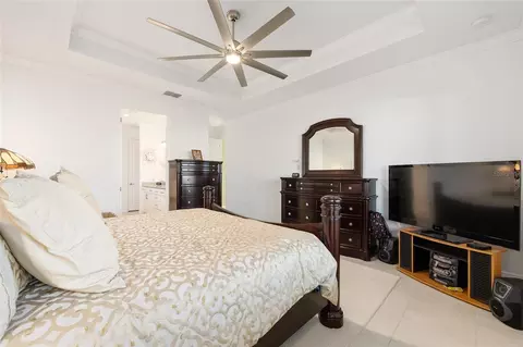 Bedroom - 8111 SW 95th Ct, Ocala, FL 34481 photo 2 of 5