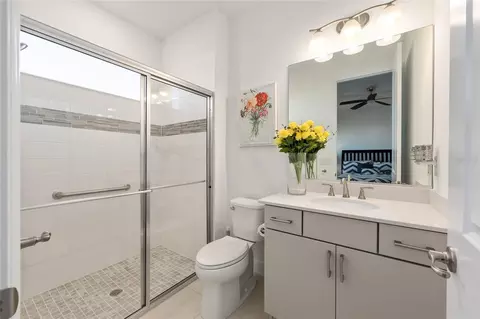Bath - 8111 SW 95th Ct, Ocala, FL 34481 photo 3 of 4
