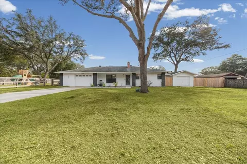 3881 NE 22nd Ct, Ocala, FL 34479