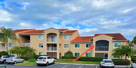 1610 N 42nd Cir #211, Vero Beach, FL 32967