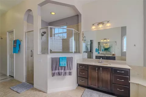 Bath - 6369 SW 89th Loop, Ocala, FL 34476 photo 2 of 7