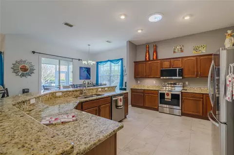Kitchen - 6369 SW 89th Loop, Ocala, FL 34476 photo 3 of 4
