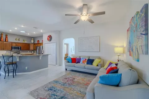 Living - 6369 SW 89th Loop, Ocala, FL 34476 photo 4 of 5