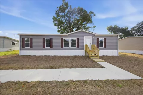 1560 NE 162nd St, Citra, FL 32113