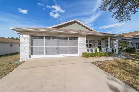 9749 SW 97th St, Ocala, FL 34481