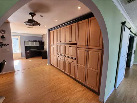 Entry Way - 25 Emerald Dr, Ocala, FL 34472 photo 2 of 4