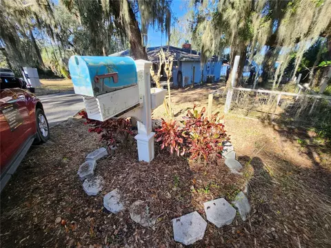 Exterior - 25 Emerald Dr, Ocala, FL 34472 photo 11 of 27
