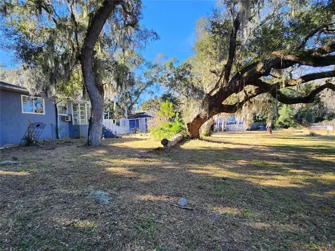 Exterior - 25 Emerald Dr, Ocala, FL 34472 photo 17 of 27