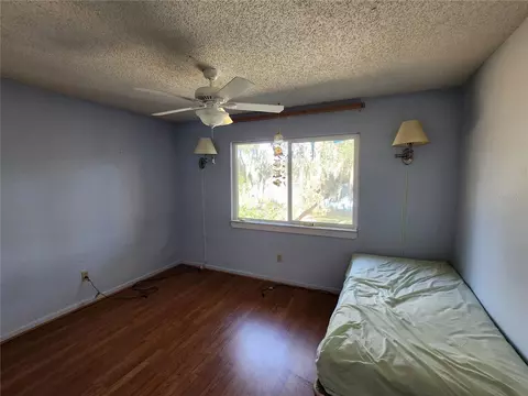 Bedroom - 25 Emerald Dr, Ocala, FL 34472 photo 3 of 3