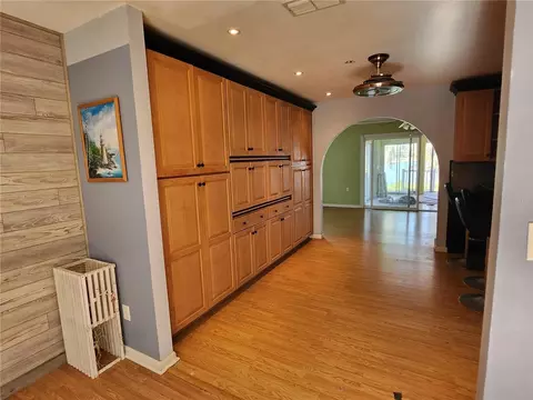 Entry Way - 25 Emerald Dr, Ocala, FL 34472 photo 1 of 4