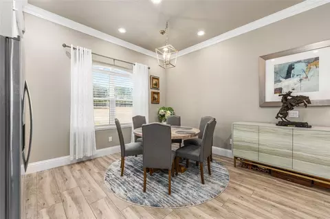 Dining - 9389 SW 14th Ave, Ocala, FL 34476 photo 5 of 6